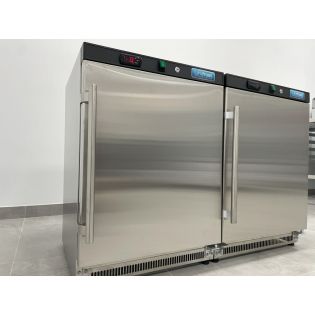 UNIFROST - CONGELADOR BAJO ENCIMERA 130 L. 
