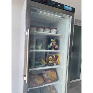 UNIFROST ARMARIO EXPOSITOR BAJA TEMPERATURAI.  370 LITROS
