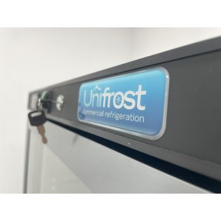 UNIFROST ARMARIO EXPOSITOR REFRI.  370 LITROS
