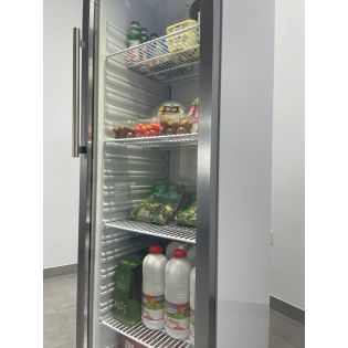 UNIFROST ARMARIO EXPOSITOR REFRI.  370 LITROS
