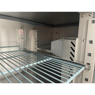 UNIFROST MESA DE PIZZA 3 PUERTAS ENCIMERA  GRANITO
