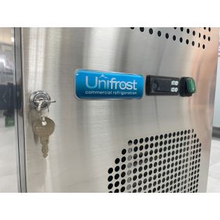 UNIFROST MESA DE PIZZA - ENCIMERA DE GRANITO- COMPARTIMENTO NEUTRO