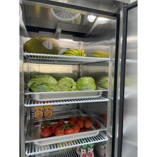 UNIFROST ARMARIO REFRI.  610  LITROS inox
