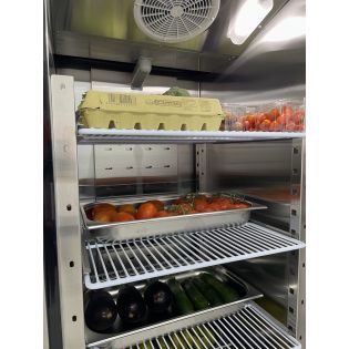 UNIFROST ARMARIO REFRI.  670  LITROS inox
