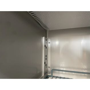 UNIFROST MESA 600 REFRI 2 PUERTAS CON PETO
